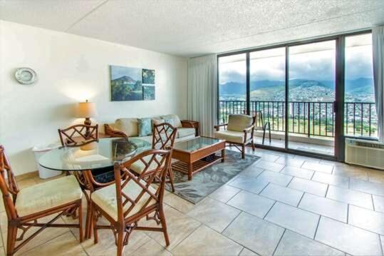 Deluxe Panoramic Mountain View Condo - 37Th Floor, Free Parking & Wifi Condo Honolulu Eksteriør bilde