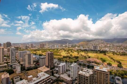 Deluxe Panoramic Mountain View Condo - 37Th Floor, Free Parking & Wifi Condo Honolulu Eksteriør bilde