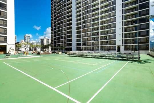 Deluxe Panoramic Mountain View Condo - 37Th Floor, Free Parking & Wifi Condo Honolulu Eksteriør bilde